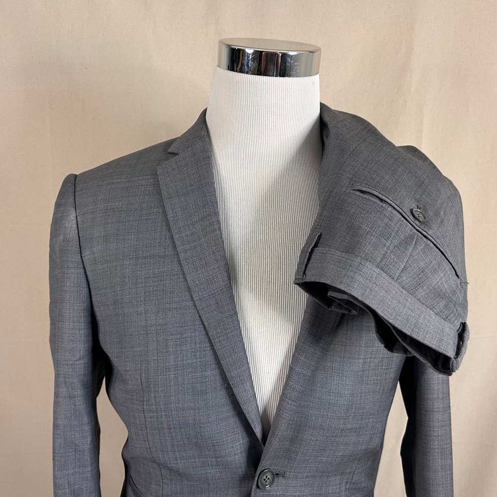 Express 38R Fitted Photographer Suit 32x30 Wool Blend Gray Two Button Vented